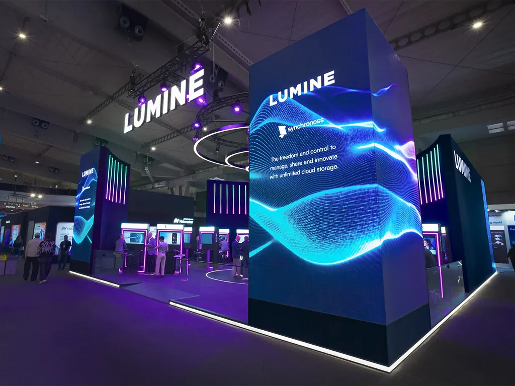 Lumine exhibition stand LED totem video visuals